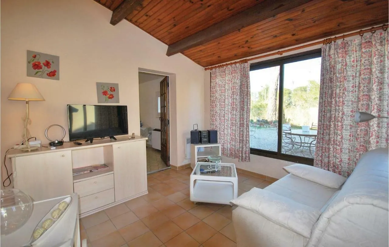 Awesome Apartment In Roquebrune Sur Argens