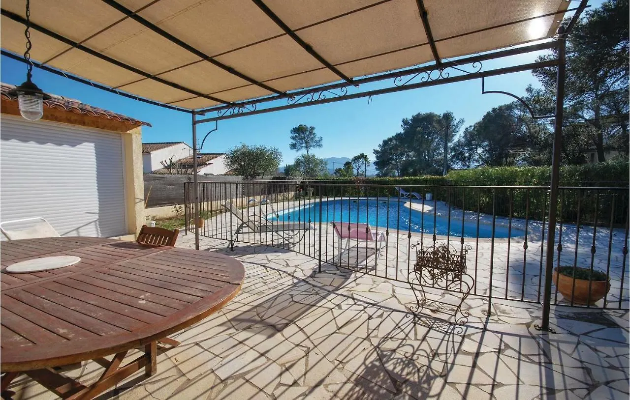 Awesome Apartment In Roquebrune Sur Argens